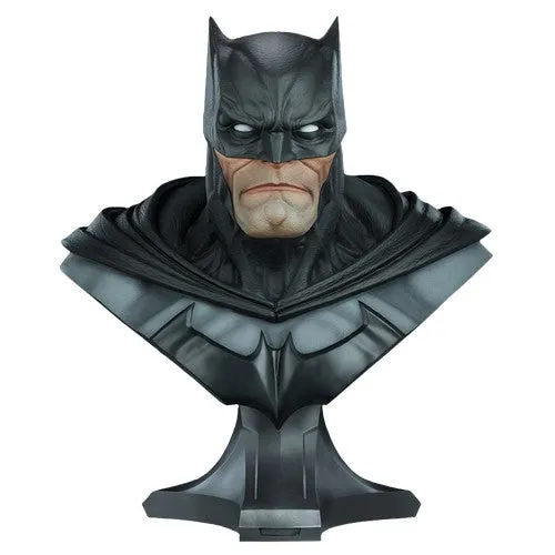 1:1 DC Comics : Batman - The Dark Knight Bruce Wayne Life-Size Bust Statue Sideshow