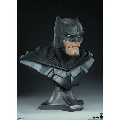 1:1 DC Comics : Batman - The Dark Knight Bruce Wayne Life-Size Bust Statue Sideshow