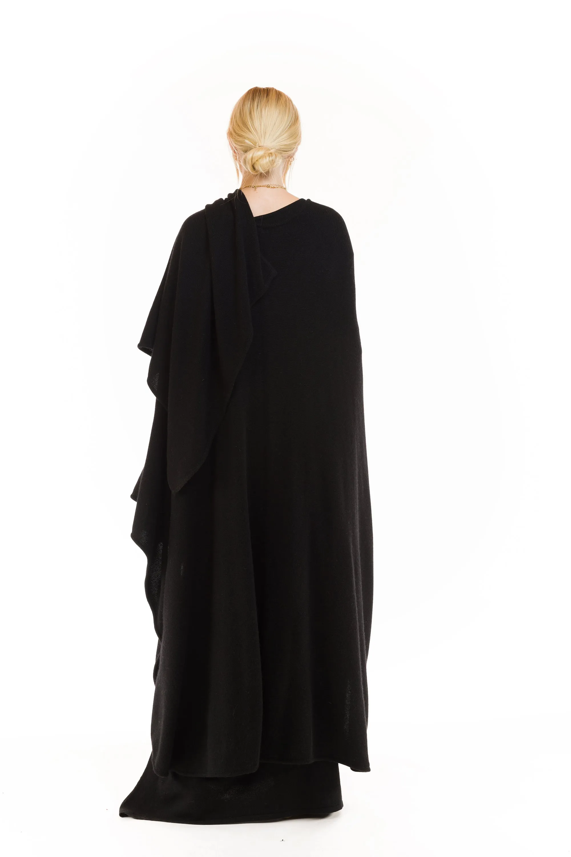 4 PLY AVALON CASHMERE CAPE BLACK