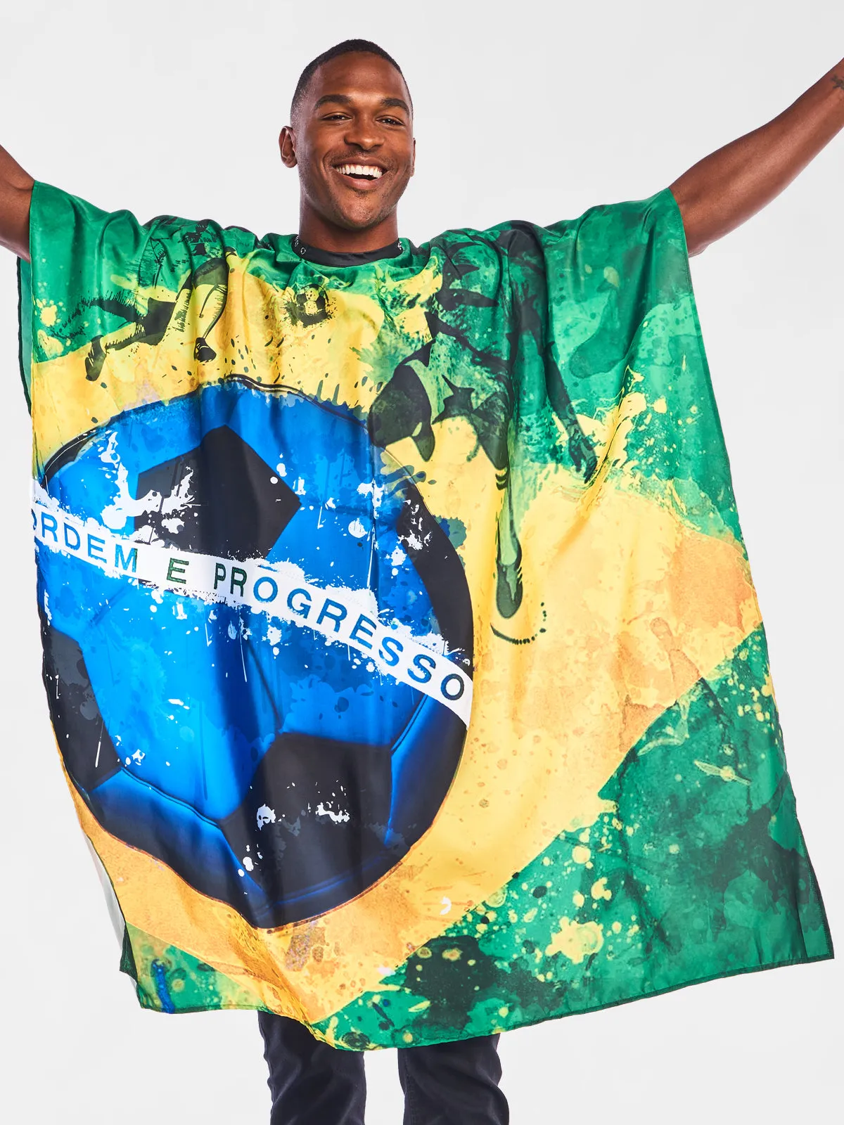 Brasileiro Barber Cape | The International Cape Collection