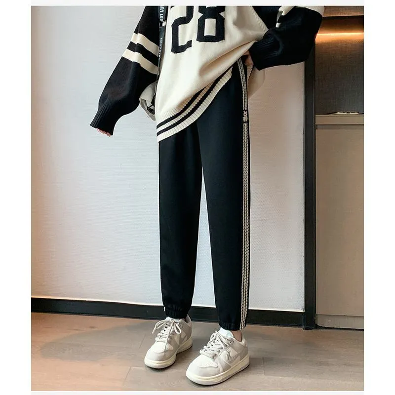 Casual Banana-Shaped Plus Sports Plus Velvet Loose Fit Sweatpants