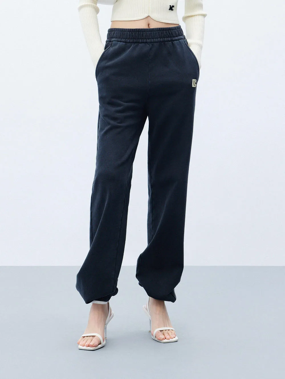 Elastic Detail Sweatpants