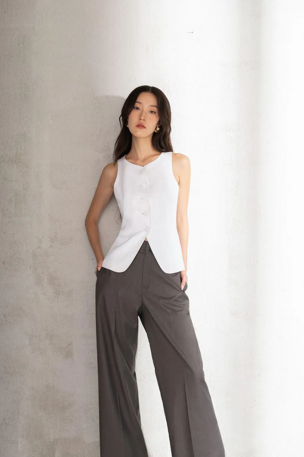 Ellis Structured Button Linen Vest