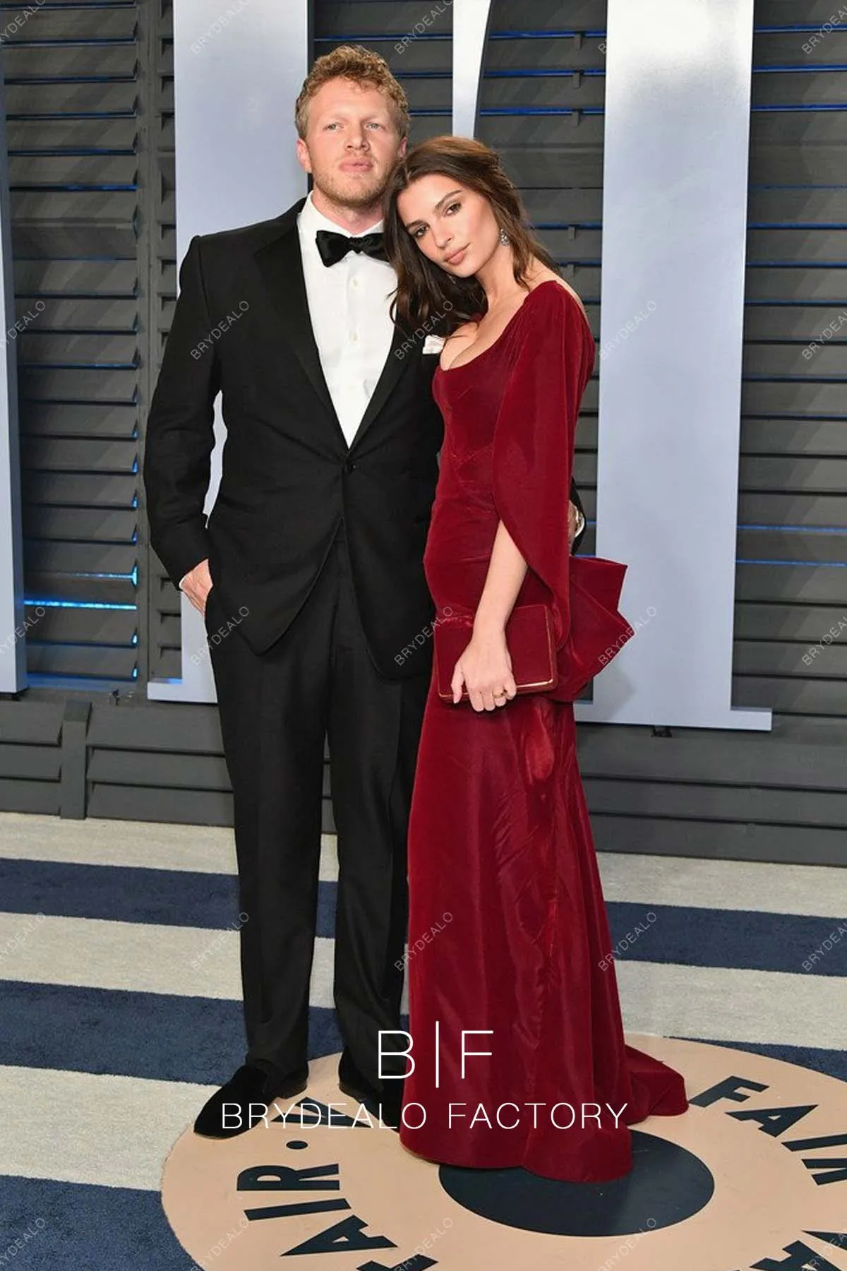 Emily Ratajkowski Burgundy Velvet Gown 2018 Vanity Fair Oscar Party