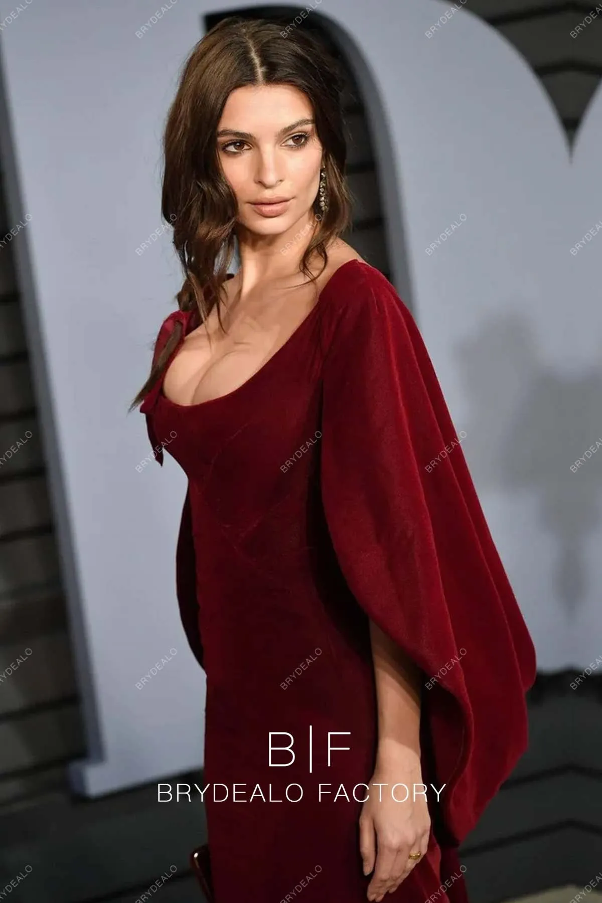 Emily Ratajkowski Burgundy Velvet Gown 2018 Vanity Fair Oscar Party