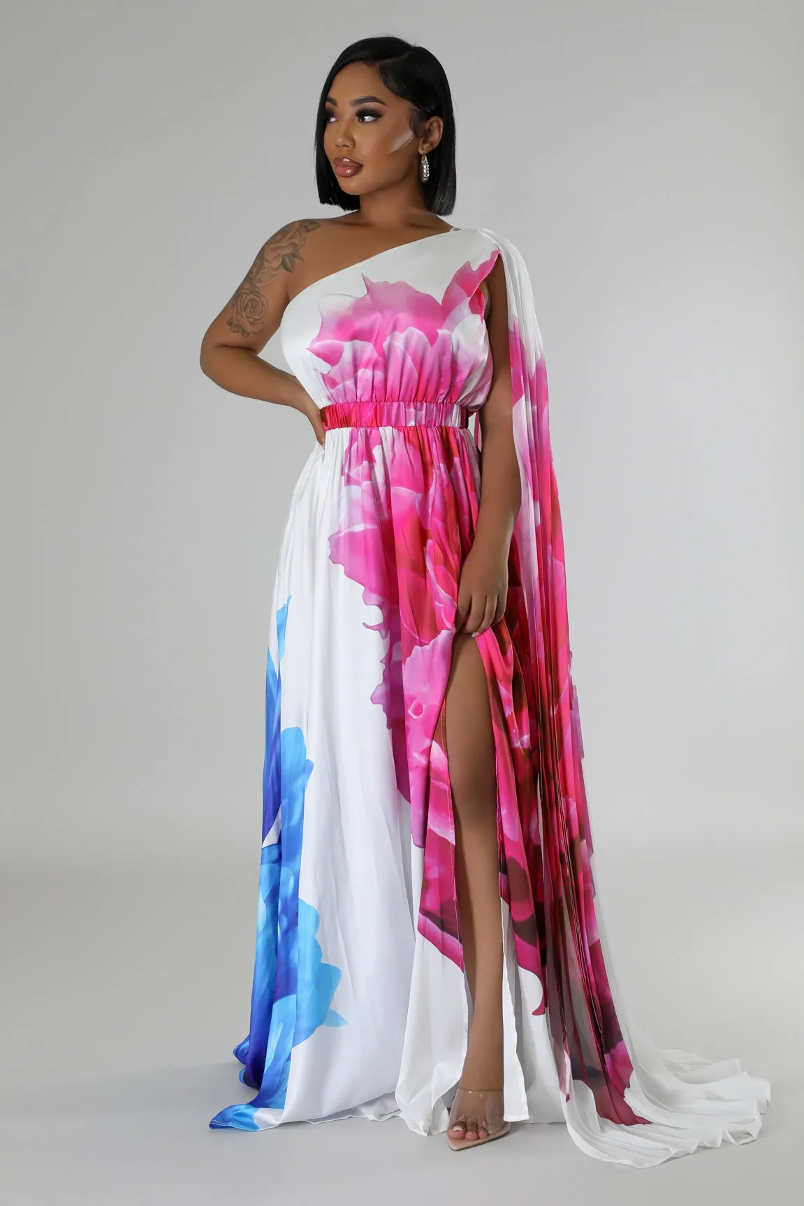 FLORAL PRINT ONE SHOULDER CAPE SLEEVE MAXI DRESS (WHITE)