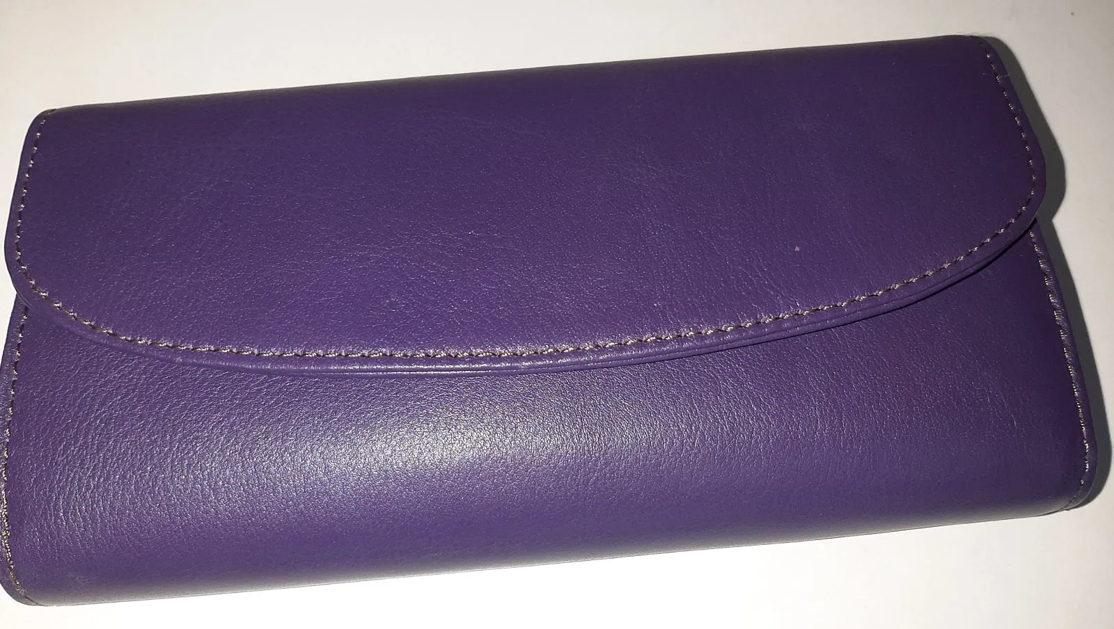 Ladies leather wallets