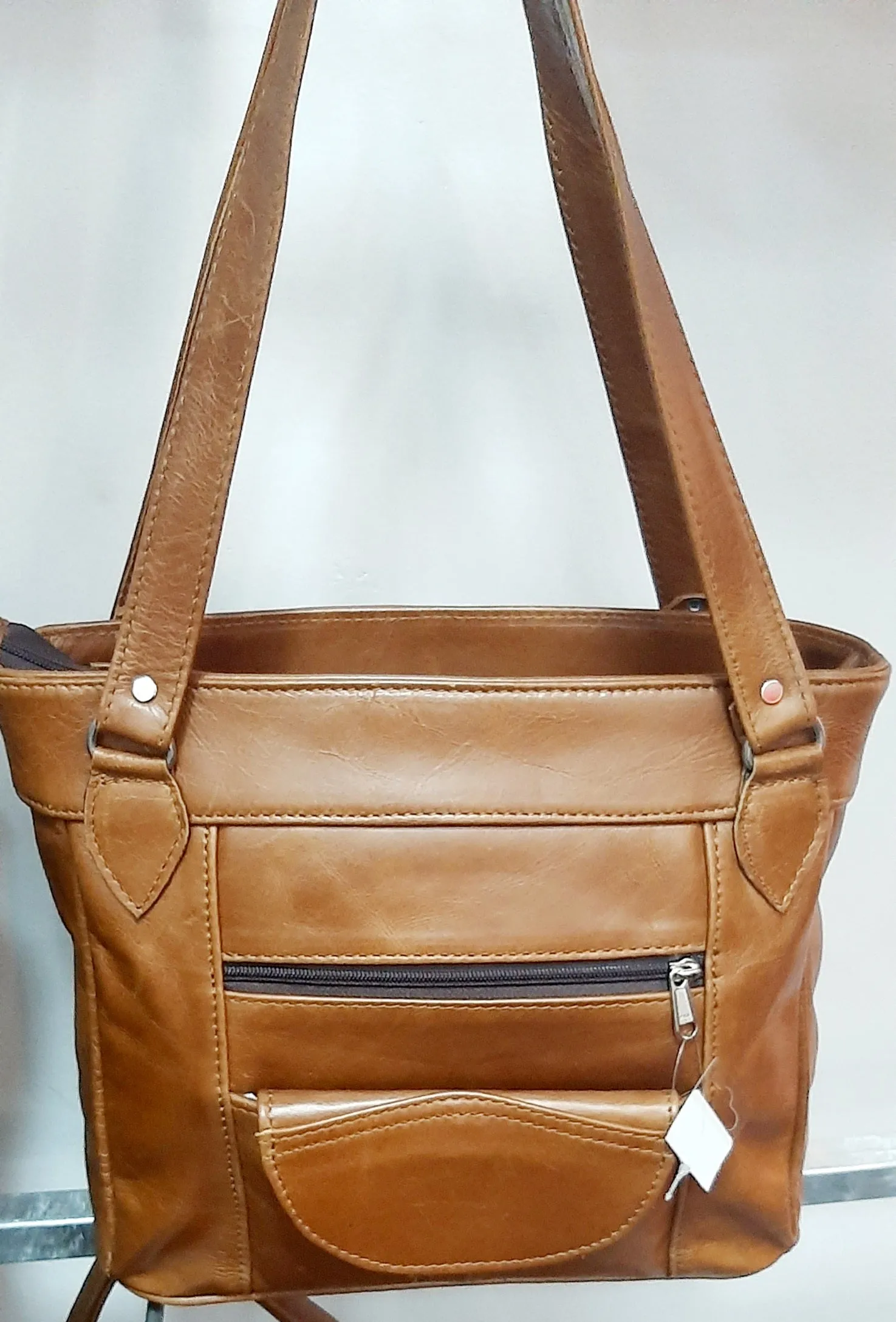 Leather tote organizer