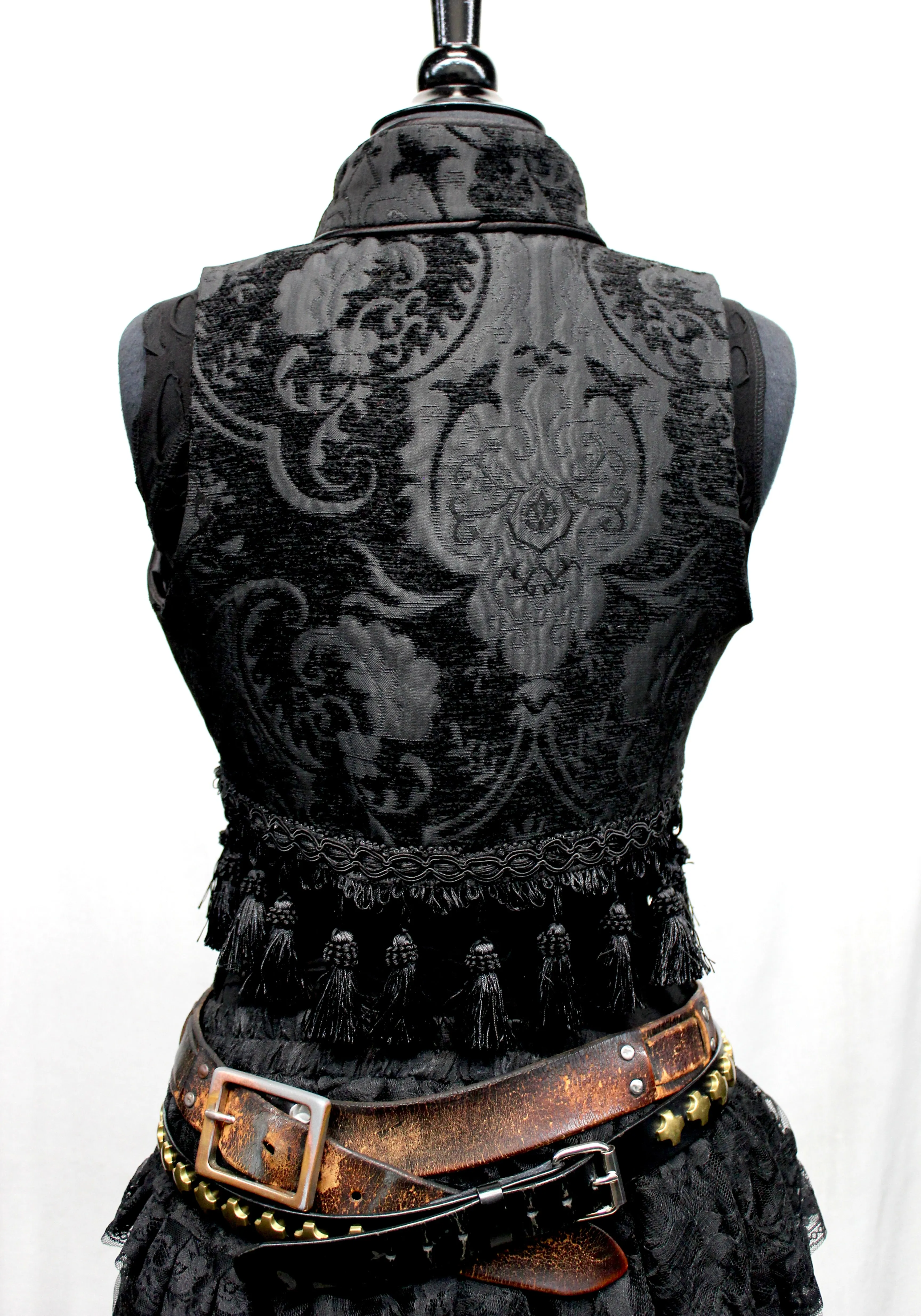 TOREADOR VEST - BLACK TAPESTRY